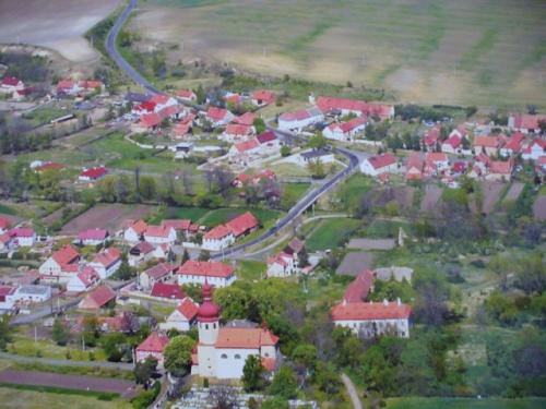 Letecký snímek - střed obce